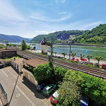 Romantisch Wohnen In Direkt Am Rhein Apartment